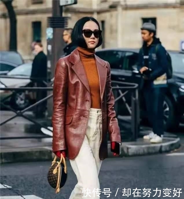 中年女人衣柜里少不了它，比阔腿裤百搭比运动裤有型，时髦精都爱