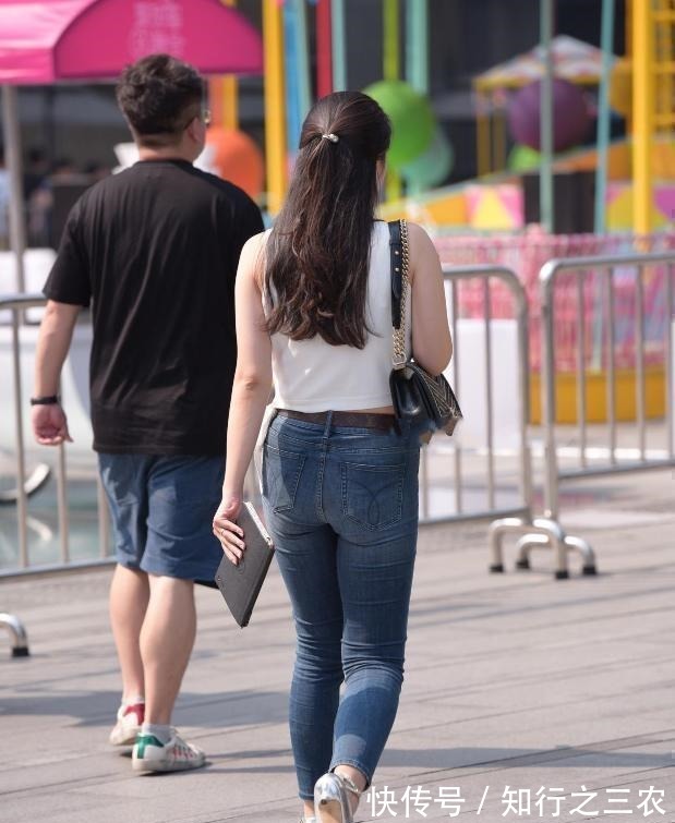 浅色 打底裤的搭配超仙气,好看不做作,彰显强大气场!