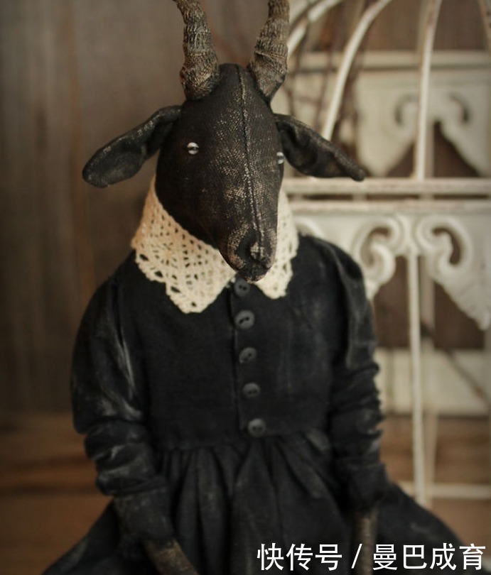 美女&俄罗斯美女手工艺术家和她独特的玩偶们!