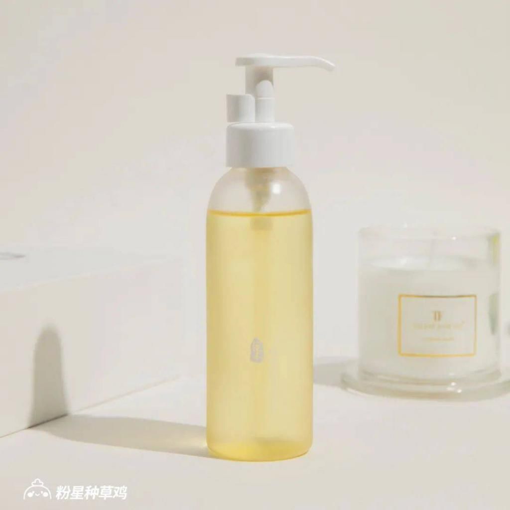 小姐妹|20来块的指甲油、7块的小零食,最近买到的都是些什么宝藏哇!