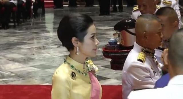 大赦天下&诗丽吉又开珠宝库,苏提达又被赐珍珠,直接笑不出来