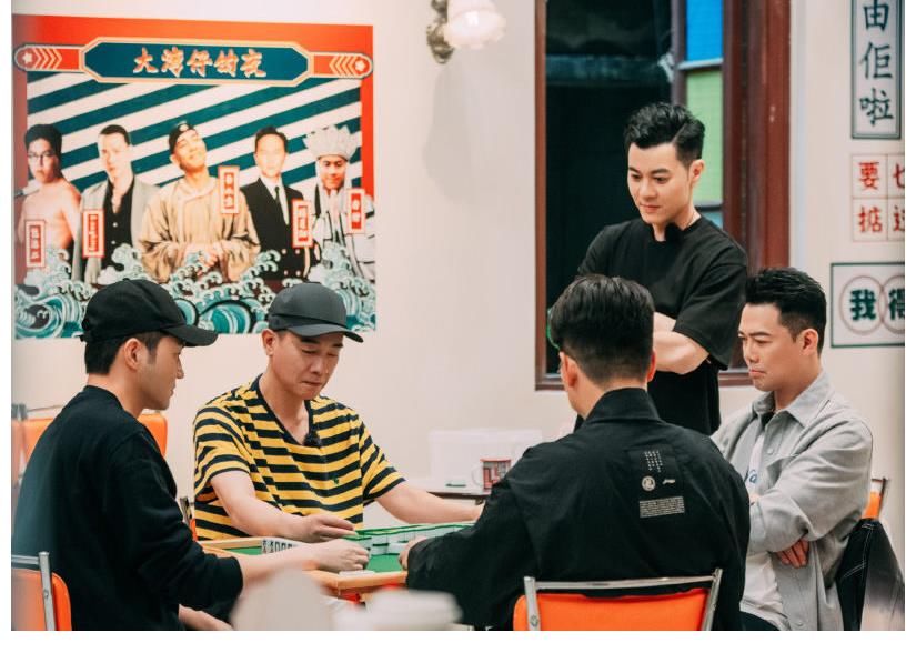 《中餐廳》丟掉的初心，被《大灣仔的夜》找回來(lái)了