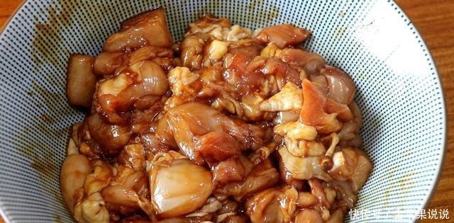 这是鸡腿的特别做法,不要焯水不用过油,味道比饭店做的都好吃