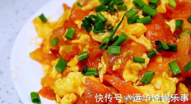 鸡蛋|西红柿炒鸡蛋，先炒柿还是蛋？顺序对了，西红柿沙软，鸡蛋更鲜嫩