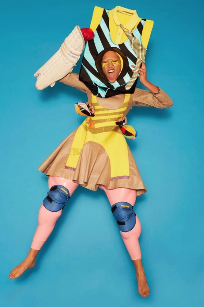 他把小时候偷看到的东西变成了今天的时尚