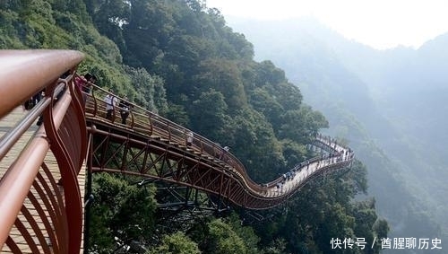  长空|自古华山一条路，绝险的华山长空栈道，到底是何人所修？