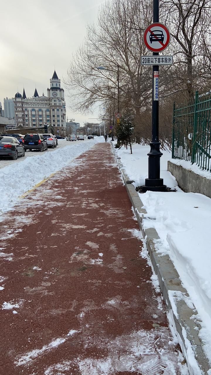 朋友圈|许多人已喜提初雪，我们在朋友圈看雪：希望这场瑞雪是一个新的开始