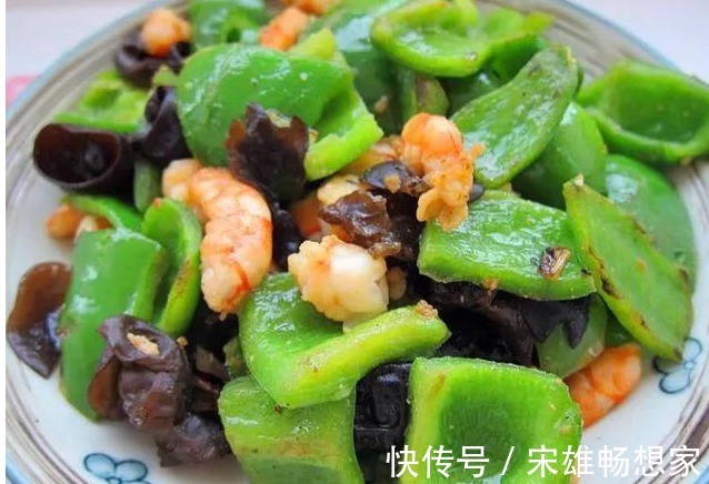 鲫鱼|受家人欢迎的几道家常菜,实惠美味,回家做给家人尝尝!