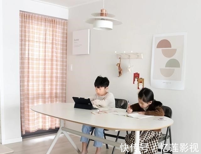 木地板|还是韩国最懂生活，109㎡收拾得干干净净的，看着舒服住着有温度