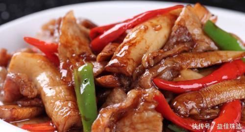 五花肉按照我的方法来做,比烤肉过瘾,比红烧肉下饭,做法简单