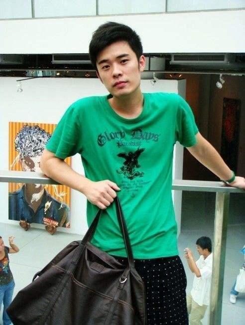 外公是钢琴家,爸妈是著名演员,却生了个学渣,凭《跑男》大火