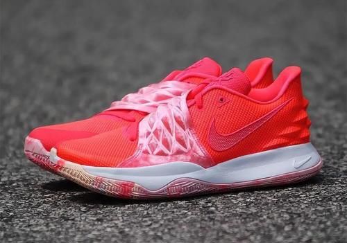 Kyrie Low 4曝光！没有气垫？