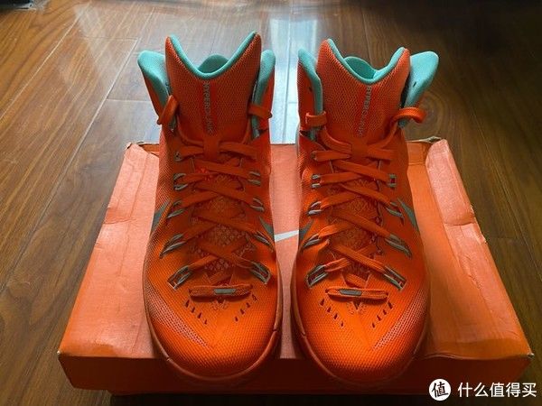 nike 柜子翻出老鞋Nike Hyperdunk 2014