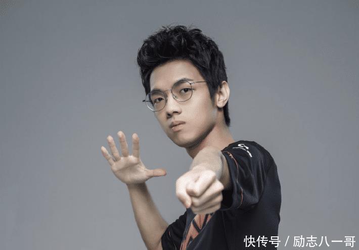 ban|JKL缺席比赛后，对面AD享受“Uzi级”待遇，TES直接十ban下路！