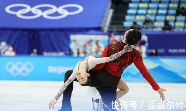 比赛|北京冬奥会|花滑团体赛彭程、金杨在双人滑自由滑比赛登场!