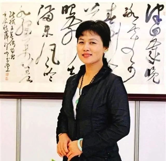 书坛|胡秋萍的草书,成为书坛的赢家,一般人写不来