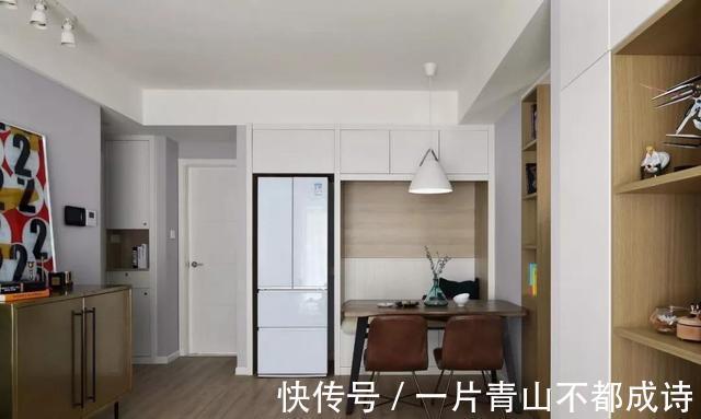 利用率|越来越多人舍弃“装饰型”电视墙,学她家打一排柜子,真的超实用