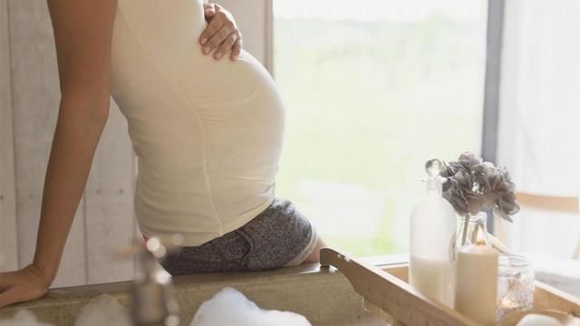 孕期|过来人告诉你孕期洗澡3个部位别去搓,会伤到胎宝宝