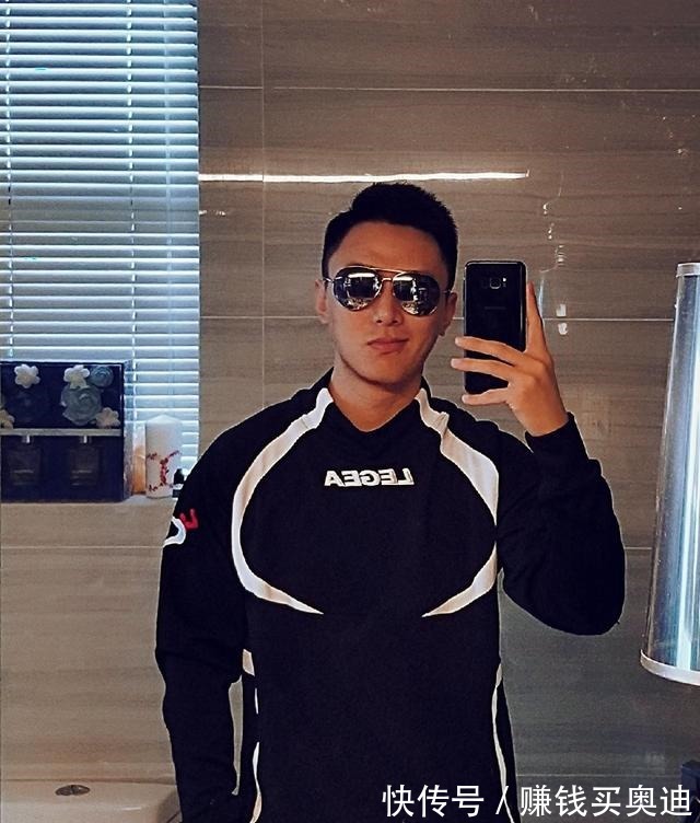 大长腿|这枚阳刚之气十足的足球运动员很上头哦!