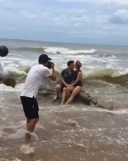 |搞笑GIF趣图:差点我就上当了,这剧情让人有点猝不及防