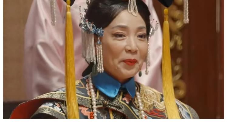 楊紫|《萌探》有新鮮路透，楊紫那英爭相當白蛇，沒成想正版到來美翻了