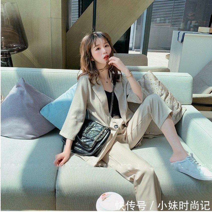 鱼尾裙|日常穿搭:休闲西装的雅、酷、甜,让它在今夏十分流行