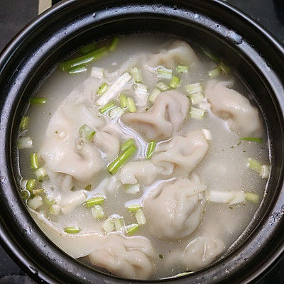 馄饨|鱼汤做底虾仁馄饨