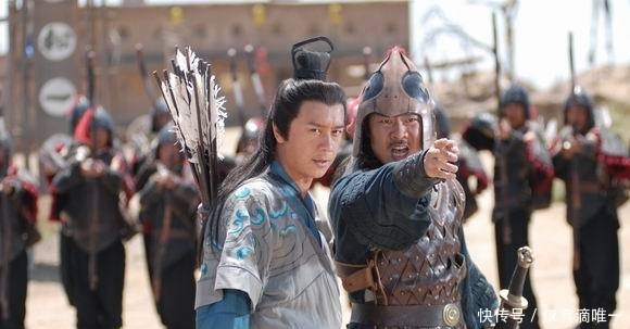 华荣|一群大雁飞过,我要射中第三只大雁的脑袋,一箭看出华荣的情商高!