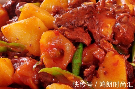 土豆炖牛肉|强烈推荐一款,润肠通便、呵护肌肤、保养容颜,营养美味的大众菜