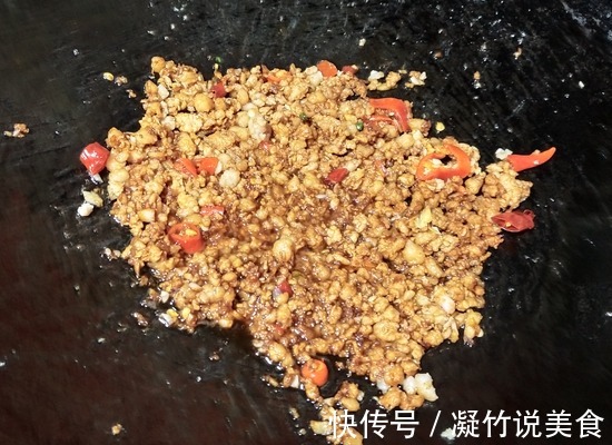 孩子隔三差五就要这样吃,既是菜又是饭,常吃增强抵抗力不生病