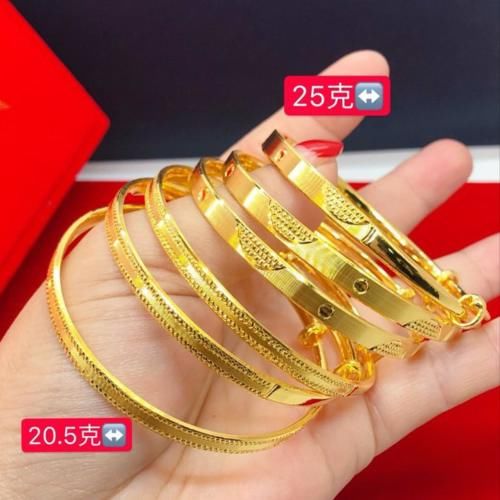 买黄金手镯越重越好？内行人一分析，后悔才知道