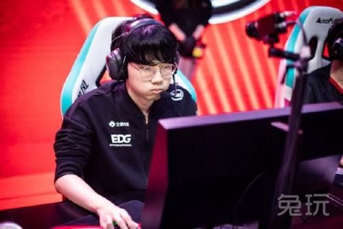 中年|EDG 被 iG 终结连胜后 Viper 排位 10 战 9 胜！