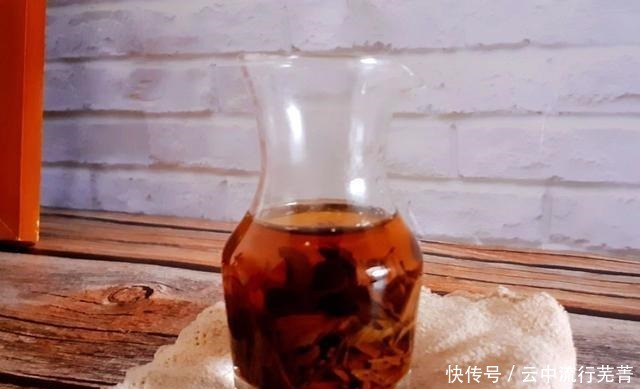  一大|珍珠奶茶就这样，清凉爽口，清香浓郁，女儿一喝就是一大杯