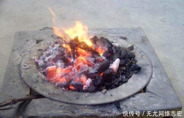 老照片|1993年中国冬季老照片：没有暖气、空调，大家只能靠这些东西