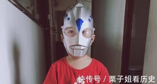 孩子|家里奥特曼堆小山,出门还是要买,为啥男孩子这么喜欢奥特曼