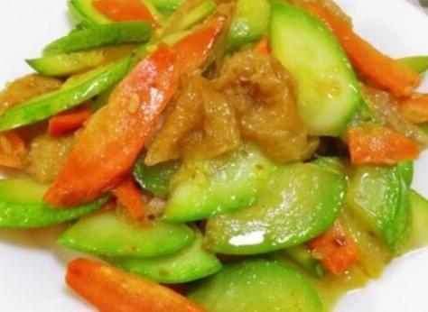 天气越来越暖和了,推荐10道爽口美食,清淡不油腻,还提高免疫力