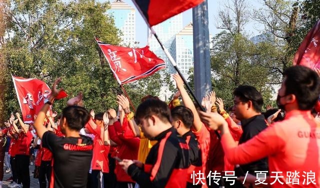 邓涵文|41岁郑智首发踢满全场,19岁凌杰连场破门,恒大球员评分一览
