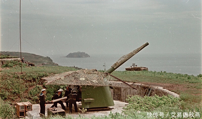 重兵|老照片：1955年的海参崴苏联重兵驻扎