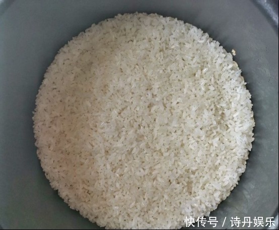 大米|吃了半辈子的米饭，第一次见这个新做法，孩子吃一次就念念不忘