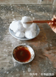 |搞笑GIF趣图:兄弟,你这属于自己对自己犯规吧