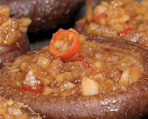 美食推荐：韭菜炒鸡胗，银耳西芹，蒜蓉孜然烤香菇，嫩滑鱼片的做法