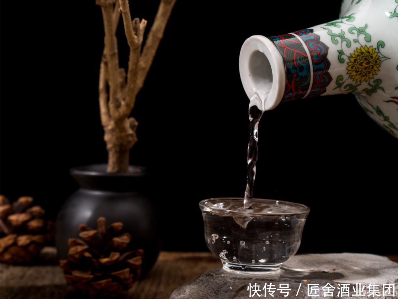 无色透明|3分钟让你全方位了解白酒!再也不怕选不到好酒了!