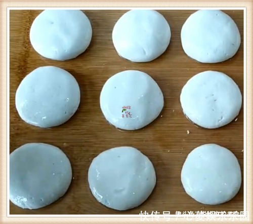 用糯米粉做糕点,别再用老方法了,学会这些技巧,皮脆馅甜不变形