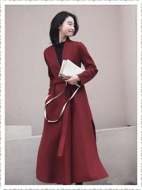 小个子女生，不管穿大衣还是裙子，都要避免这2个长度