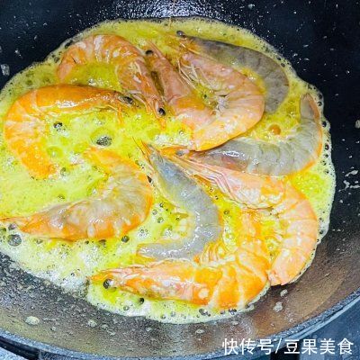 番茄浓汁虾棒面