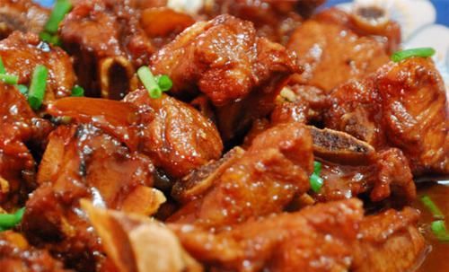 春日给孩子做滋补菜，色泽艳丽，营养下饭，孩子多吃一碗饭