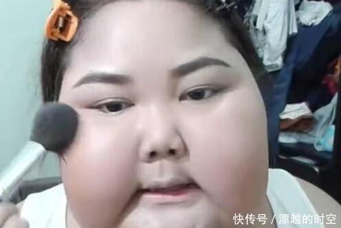 妹子|“大饼脸”妹子化妆技术了得,前后对比亲妈都要乐开花了