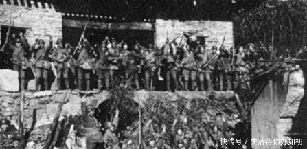 日本|二战时,因抗击日本上战场!军长自愿降成师长,立军功连升3级!