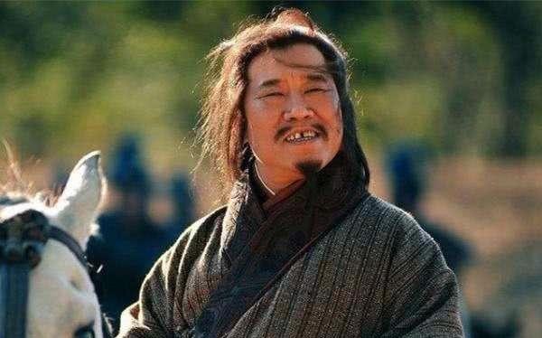 刘备|法正为何深得刘备信任？他的人品配不上才智，卖主求荣为人不齿