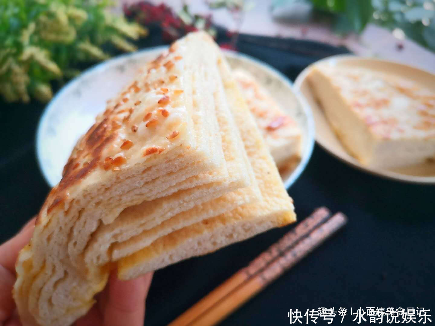 面食|早餐饼又出新吃法了,外面花钱买不到,香软好吃有层次,凉了不硬